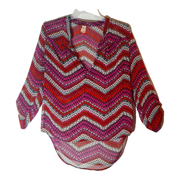 No Boundaries Tops - No Boundaries women's XL sheer roll cap sleeves pullover blouse. 561